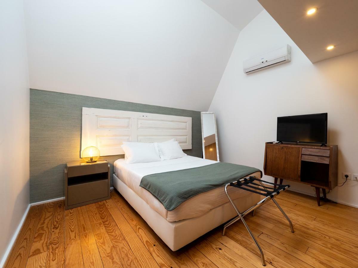 Apa M - Loft Guesthouse Jardim Das Maes Charming Viseu Eksteriør billede